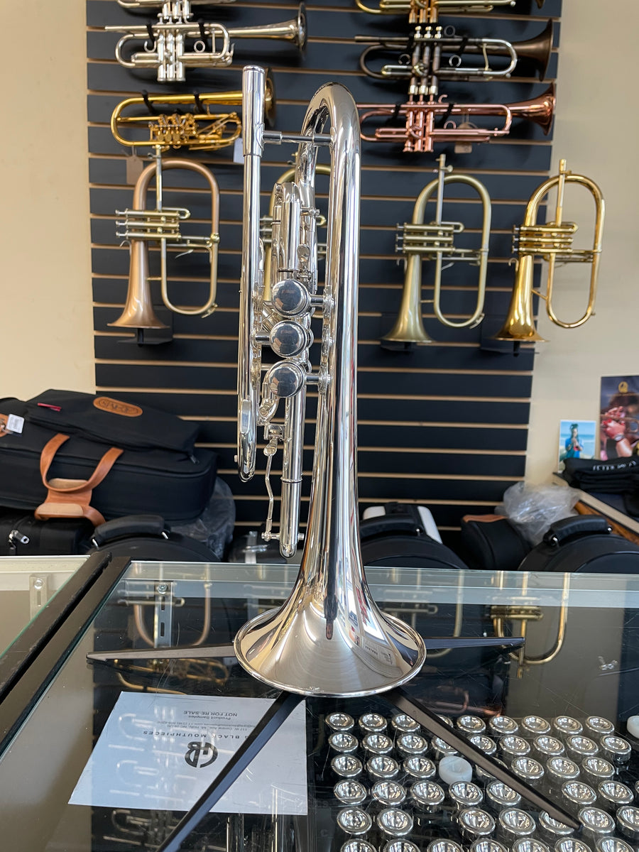 DEMO Short Model Cornet