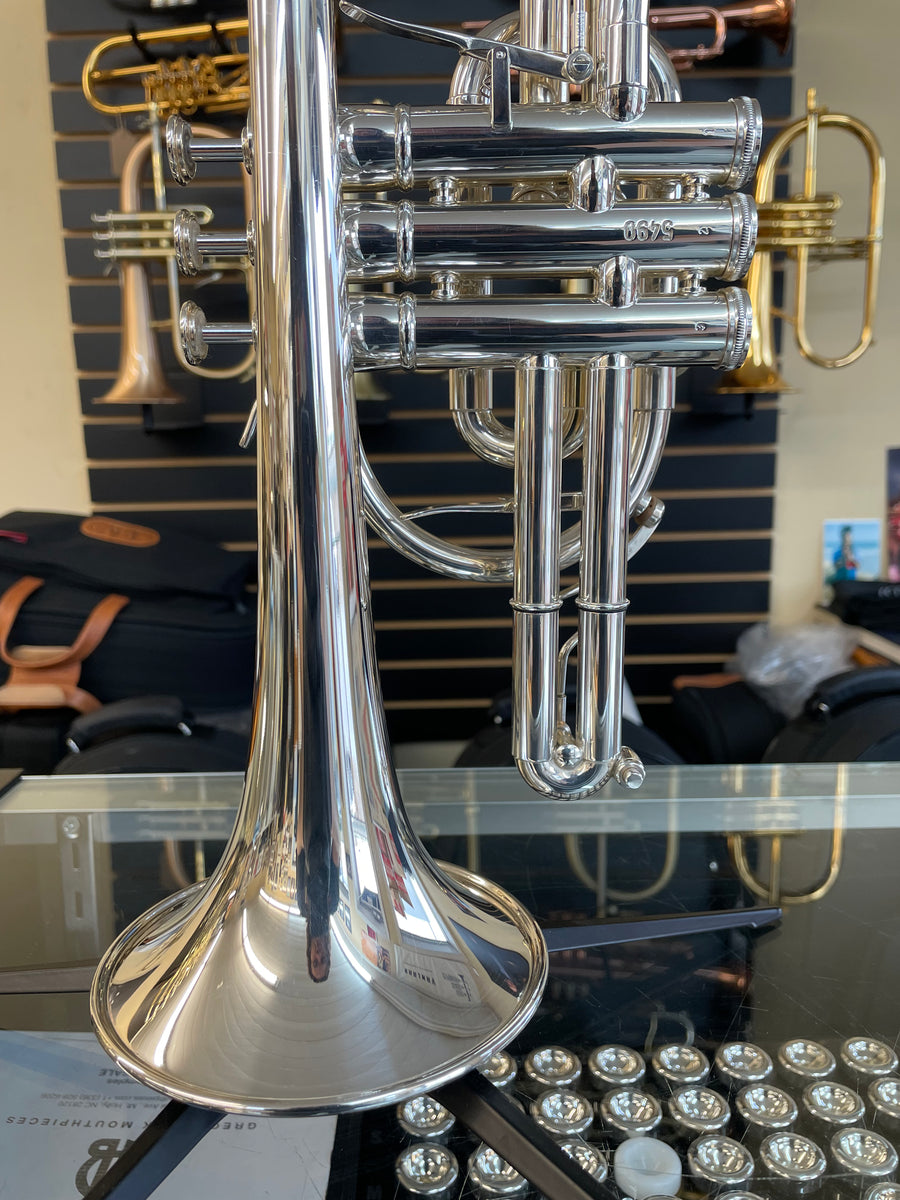 DEMO Short Model Cornet